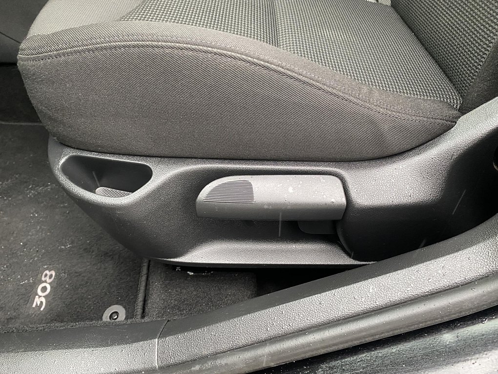 Peugeot 308 1.6i Active