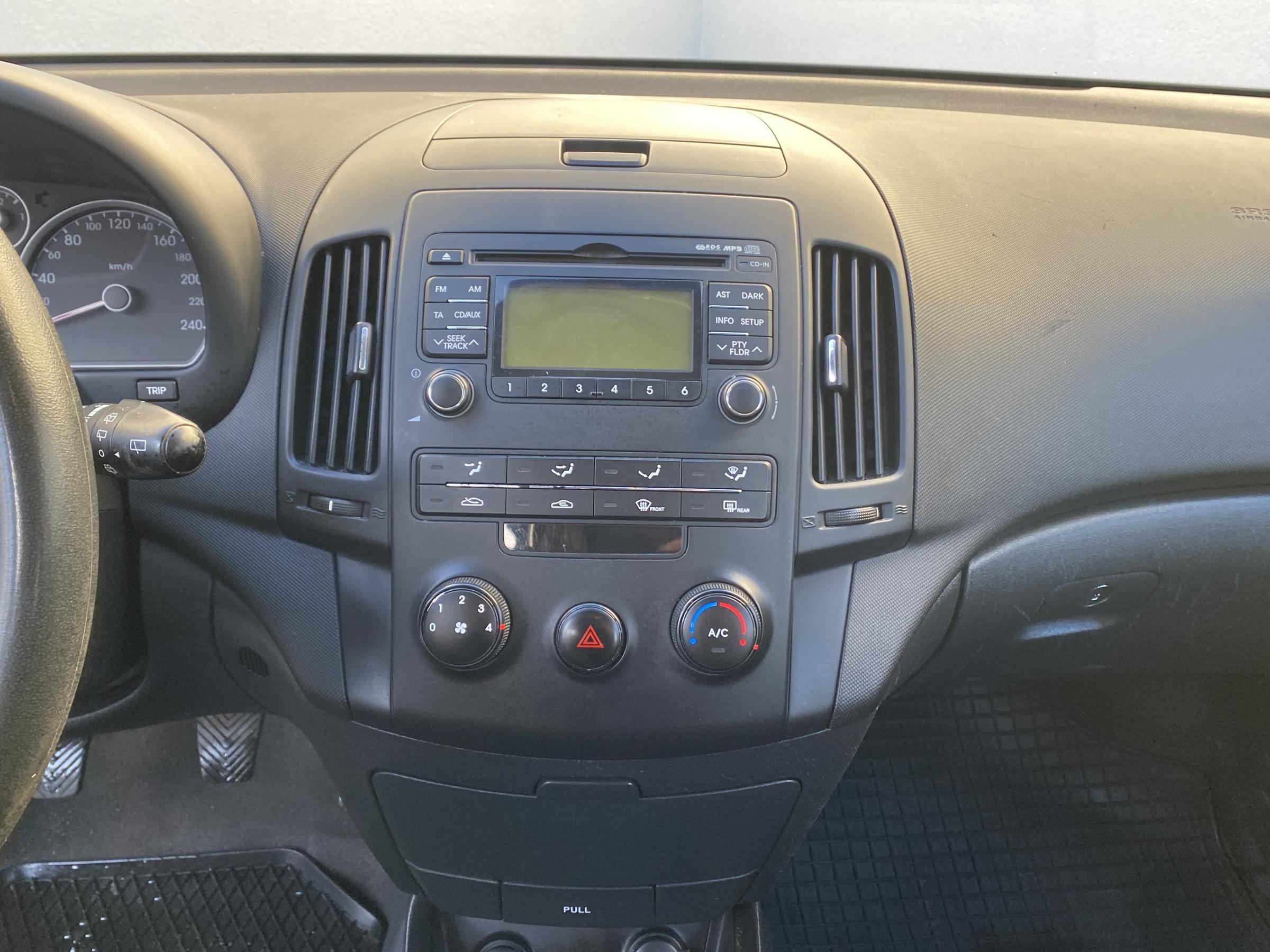 Hyundai i30, 2010 - pohled č. 12