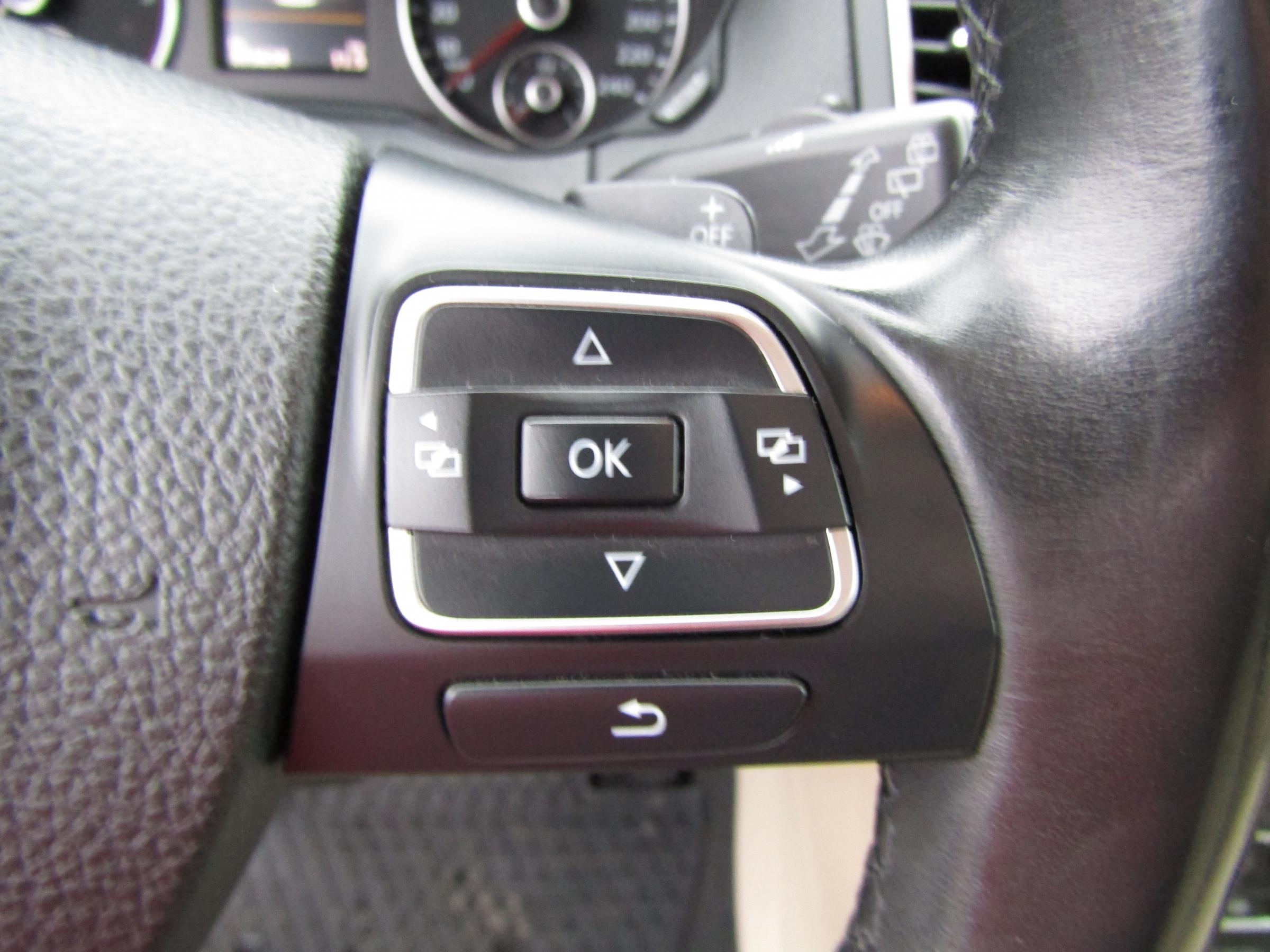 Volkswagen Sharan, 2014 - pohled č. 14