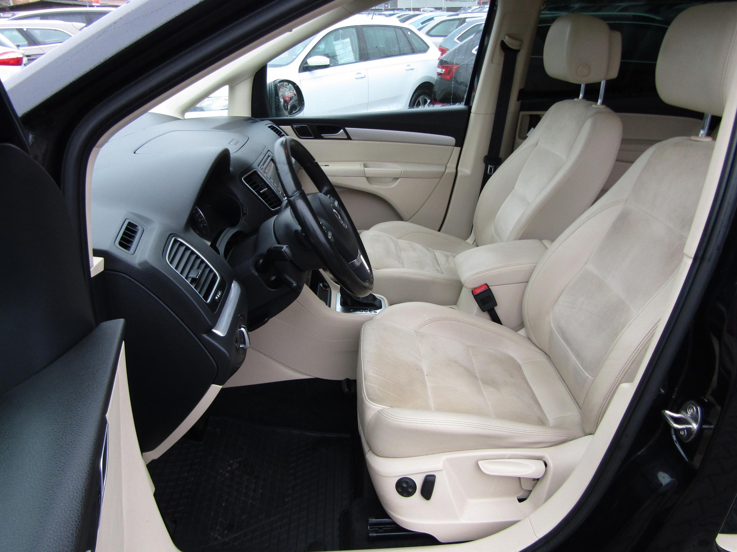 Volkswagen Sharan, 2014 - pohled č. 9