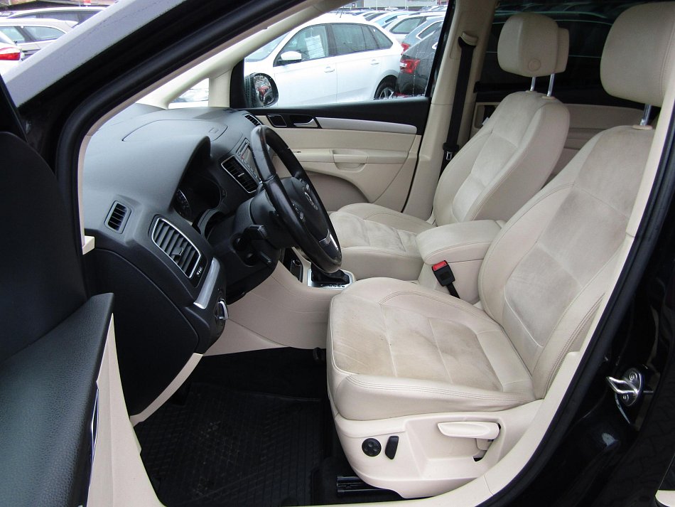 Volkswagen Sharan 2.0 TDi 