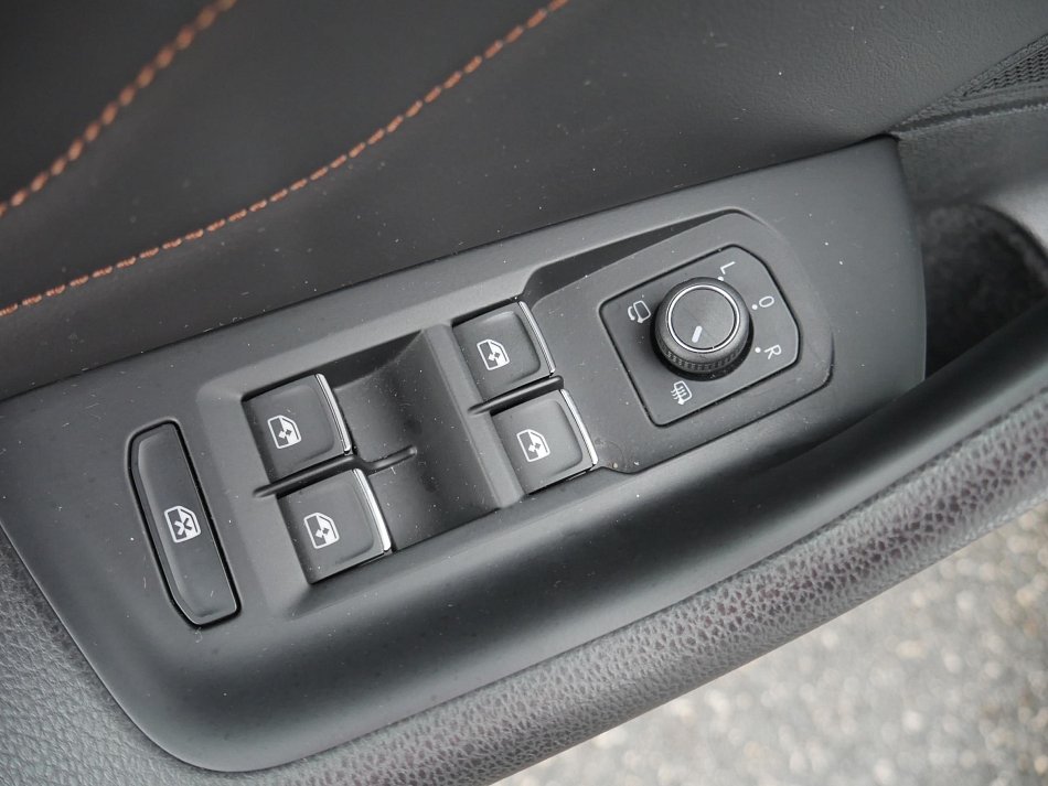 Volkswagen Passat 2.0TDi Elegance