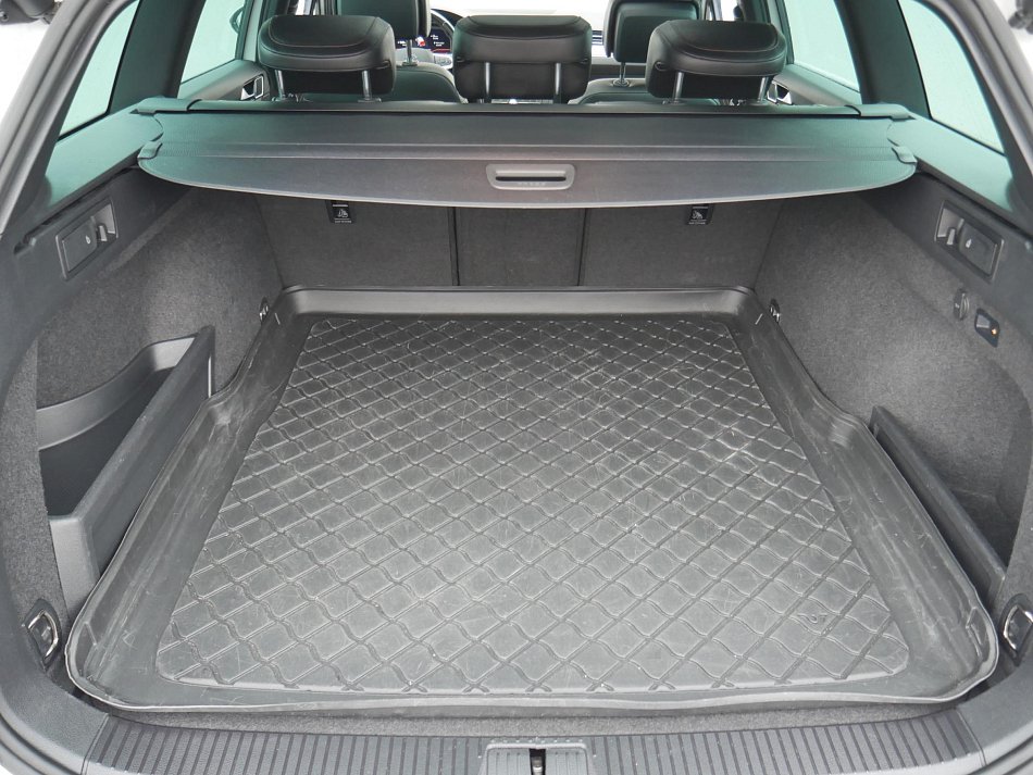 Volkswagen Passat 2.0TDi Elegance