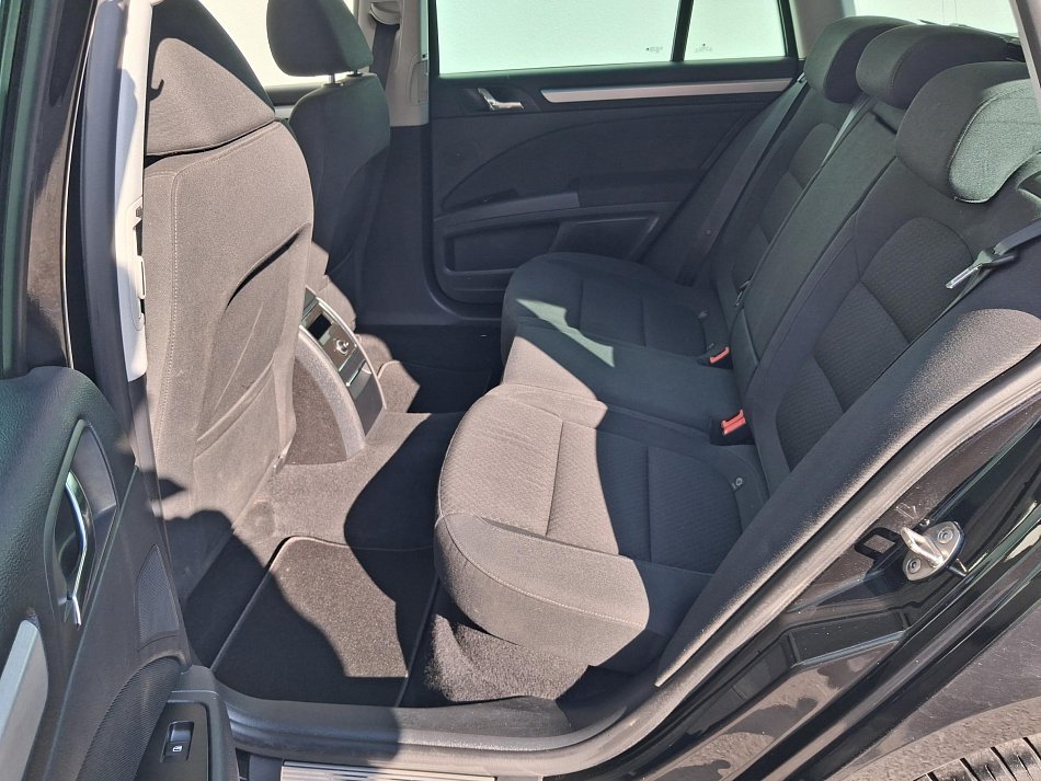 Škoda Superb II 2.0 TDi Ambiente