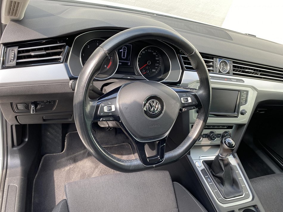 Volkswagen Passat 2.0 TDi Comfortline