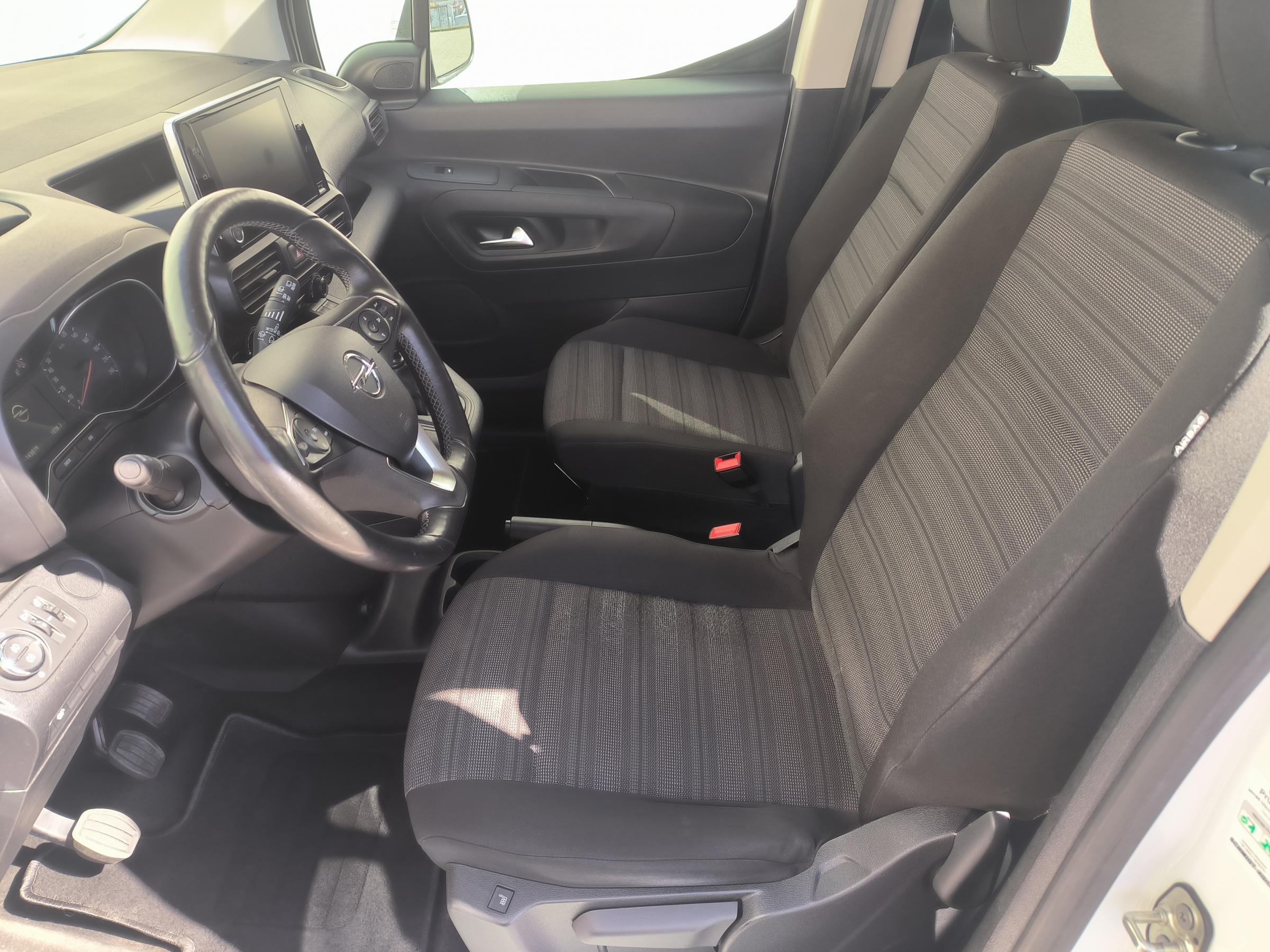 Opel Combo, 2020 - pohled č. 9