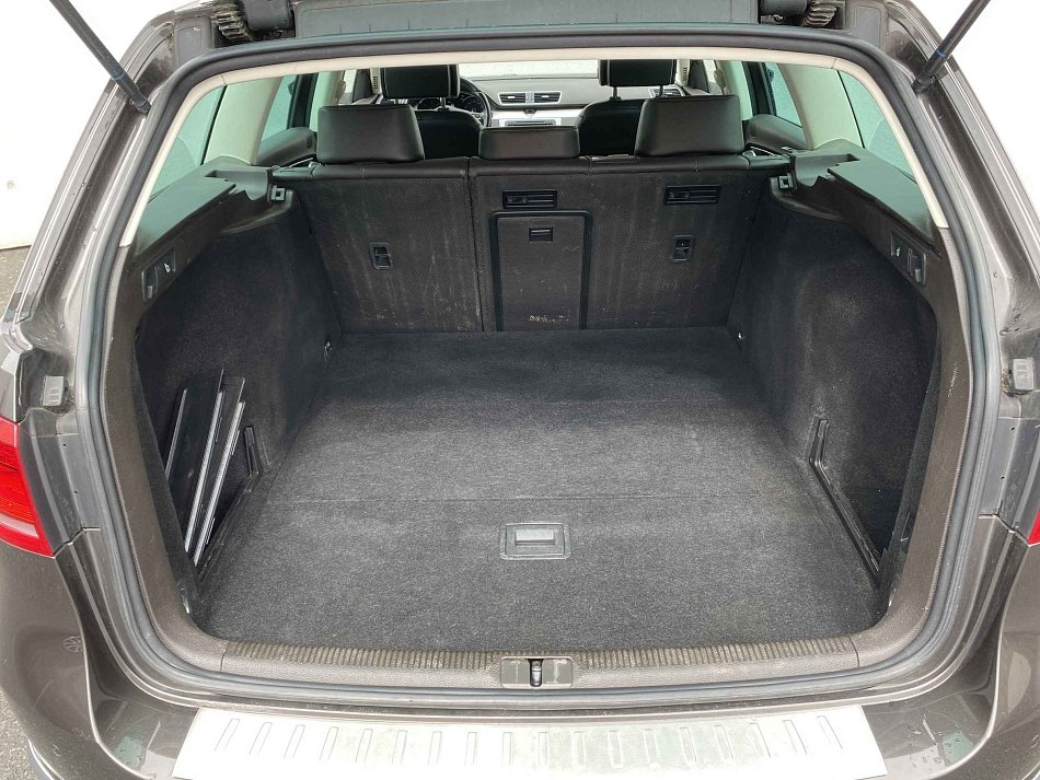 Volkswagen Passat 2.0 TDi Highline