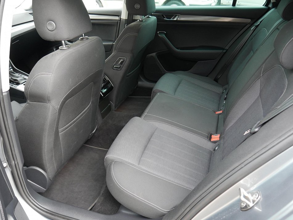 Škoda Superb III 2.0 TDi 