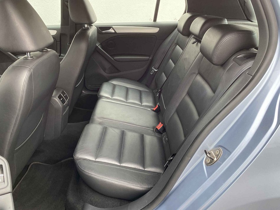 Volkswagen Golf 1.2 TSi 