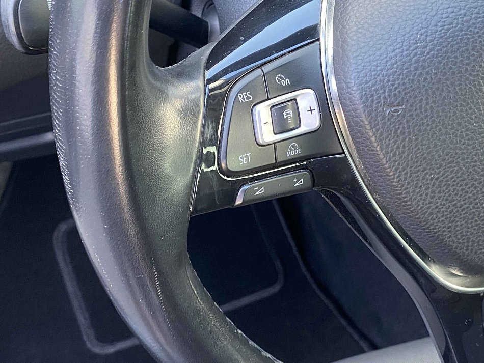 Volkswagen Golf 1.5 TSi Highline