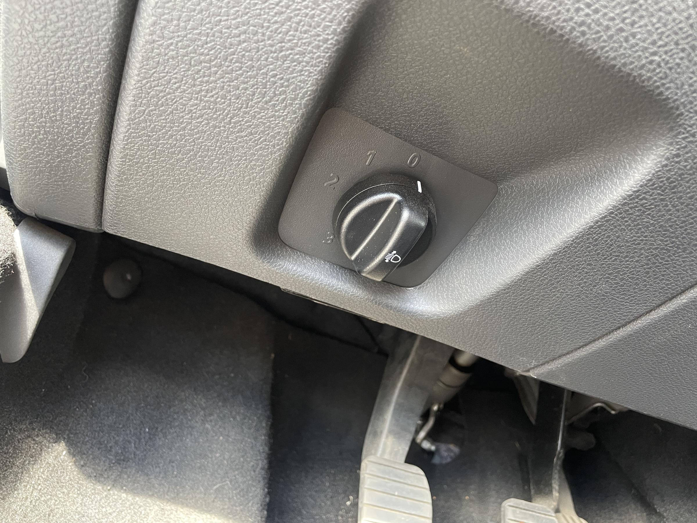 Dacia Lodgy, 2018 - pohled č. 15