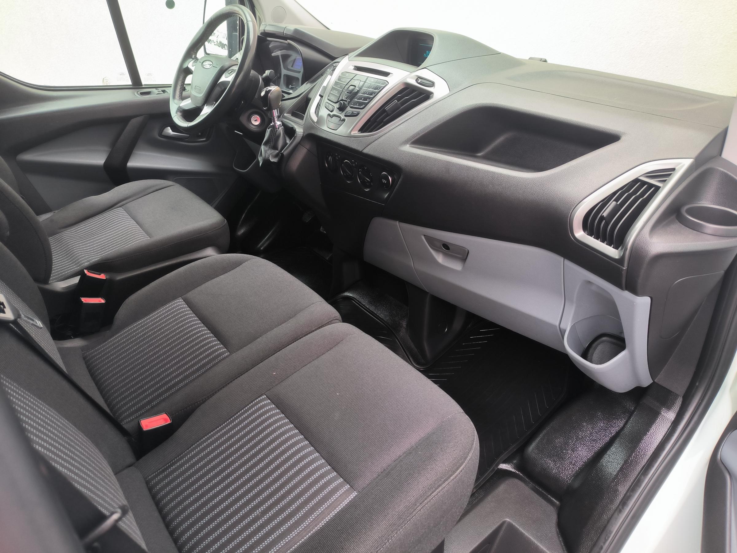 Ford Transit Custom, 2015 - pohled č. 12