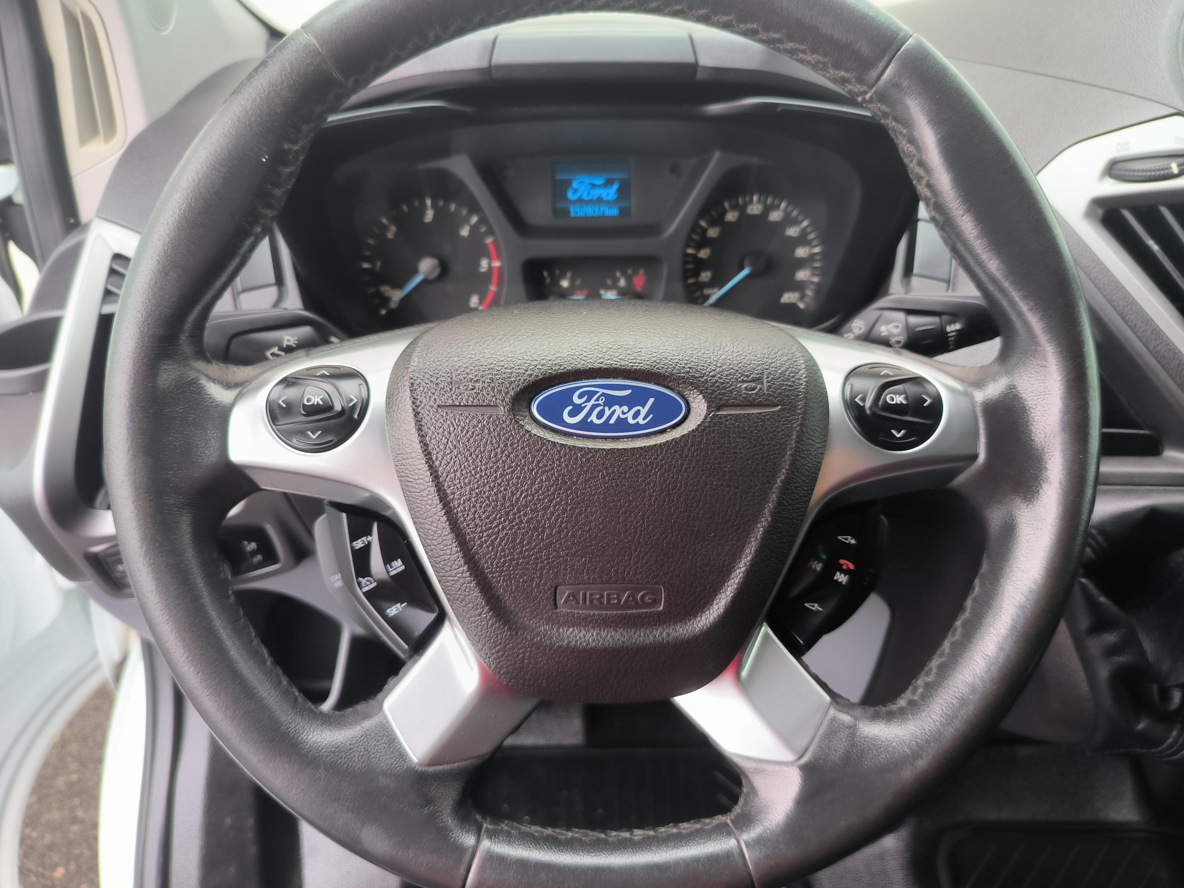 Ford Transit Custom, 2015 - pohled č. 17