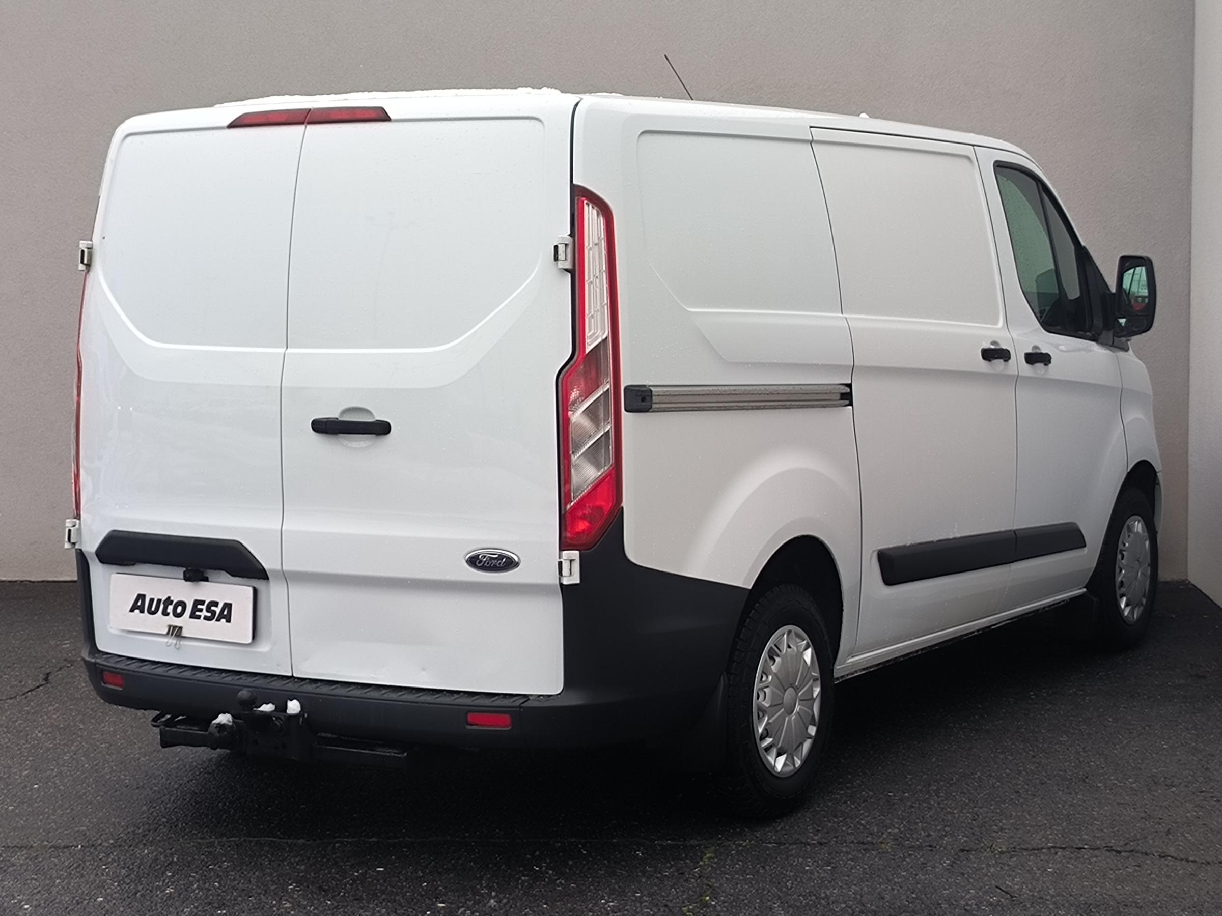 Ford Transit Custom, 2015 - pohled č. 4