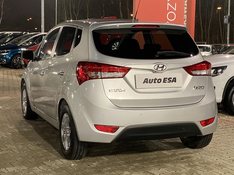 Hyundai Ix20 1.4i 