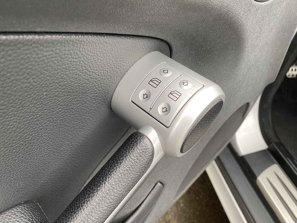 Mercedes-Benz SLK 1.8i  SLK200