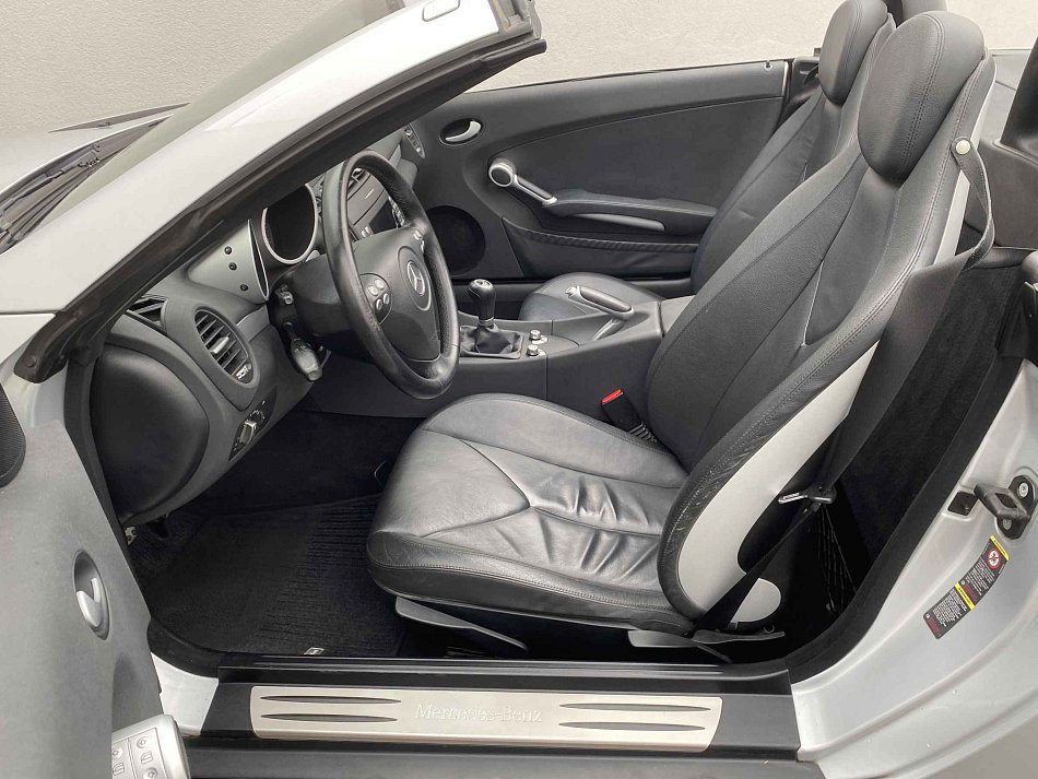 Mercedes-Benz SLK 1.8i  SLK200