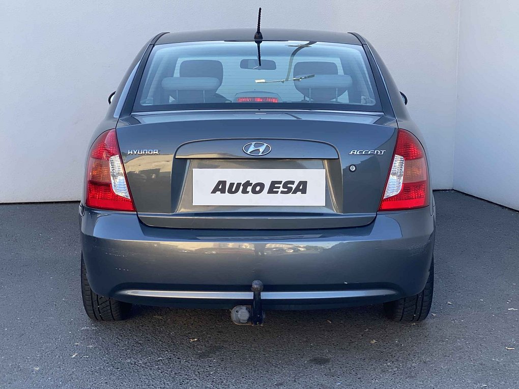Hyundai Accent 1.4i 