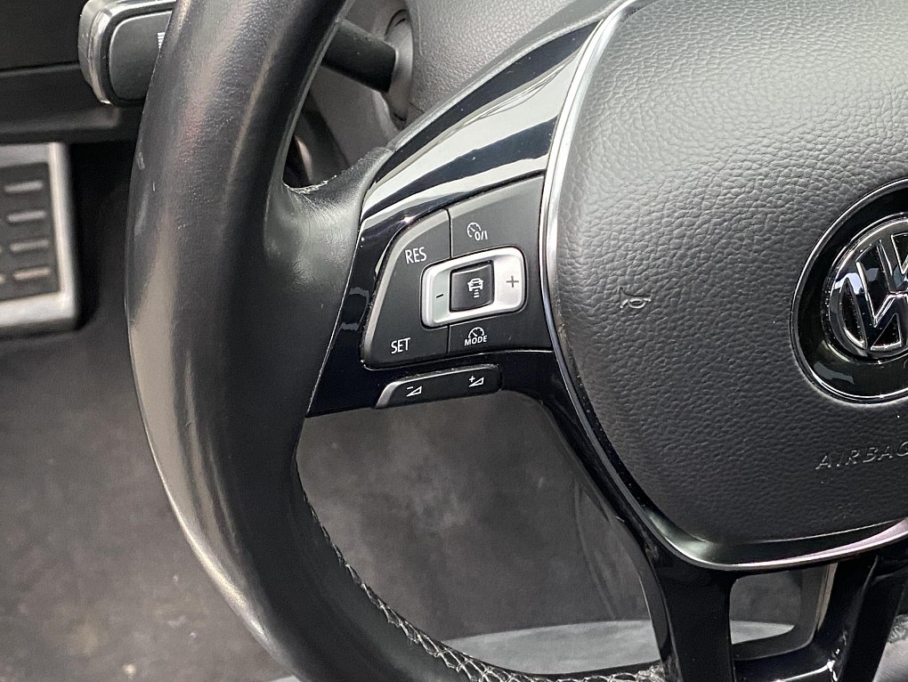 Volkswagen Passat 2.0TDi R-Line