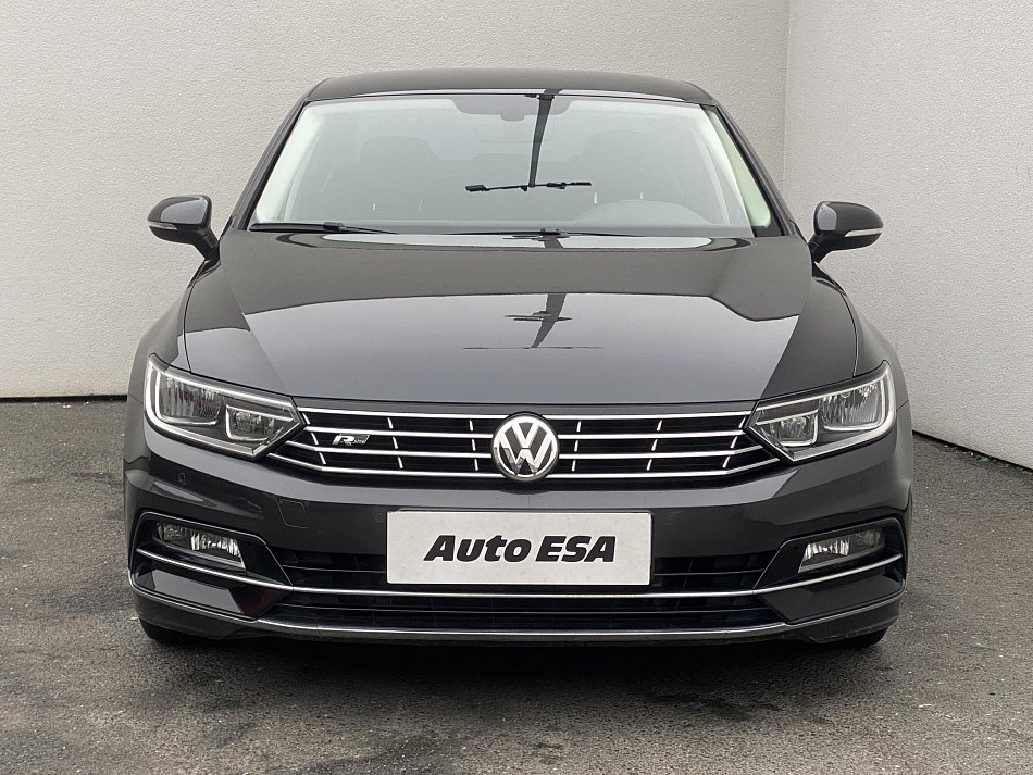 Volkswagen Passat 2.0 TDi R-Line