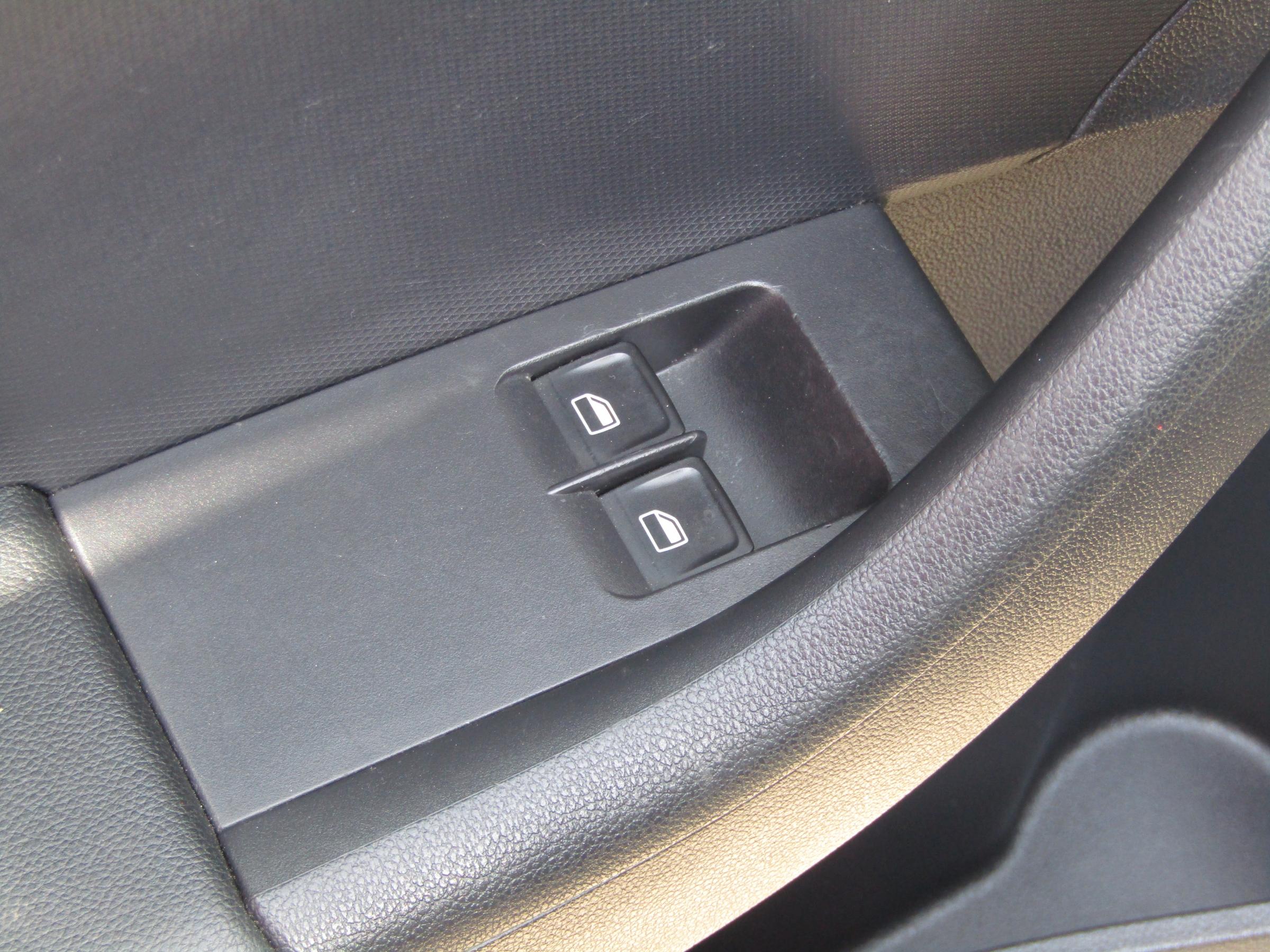 Seat Toledo, 2013 - pohled č. 11