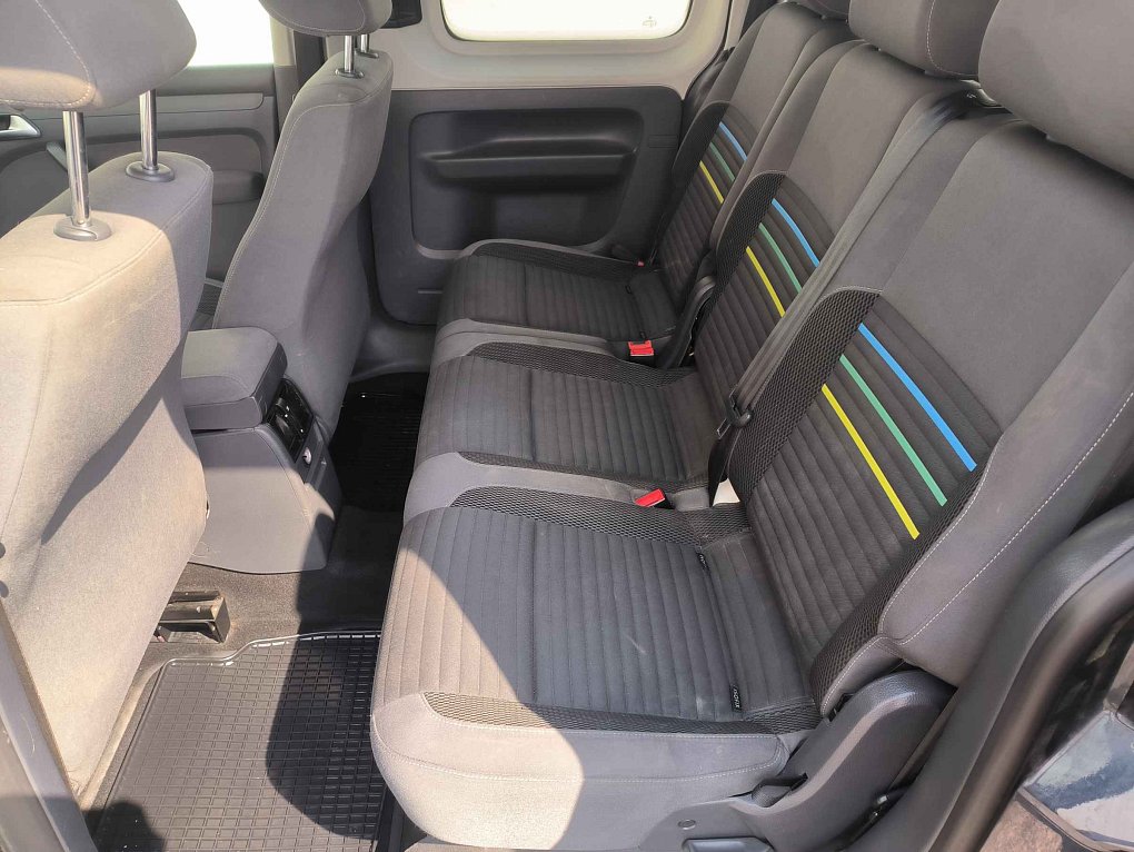 Volkswagen Caddy 1.6TDi Soccer MAXi 7míst