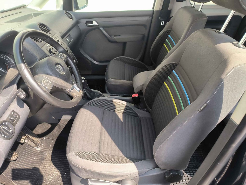 Volkswagen Caddy 1.6TDi Soccer MAXi 7míst