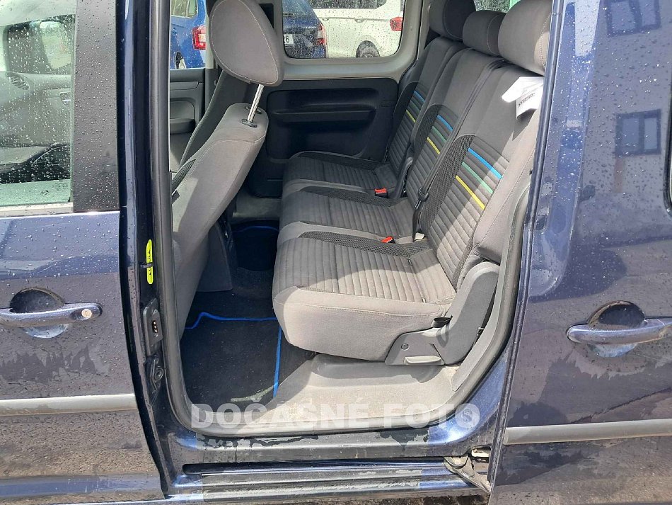 Volkswagen Caddy 1.6TDi Soccer MAXi 7míst