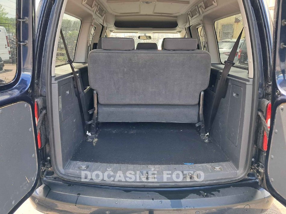 Volkswagen Caddy 1.6TDi Soccer MAXi 7míst