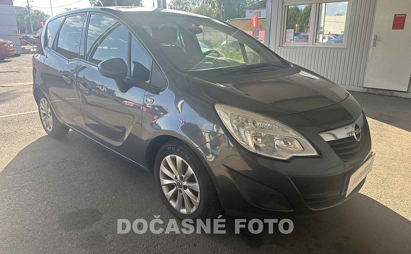 Opel Meriva 1.4i 