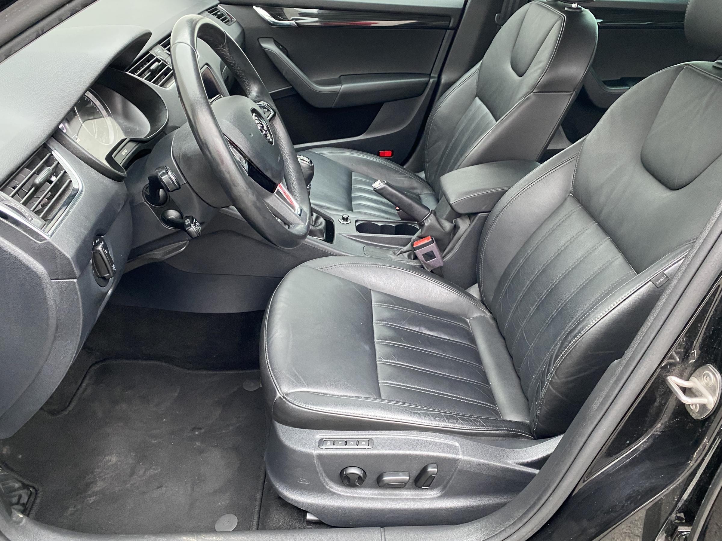 Škoda Octavia III, 2018 - pohled č. 13