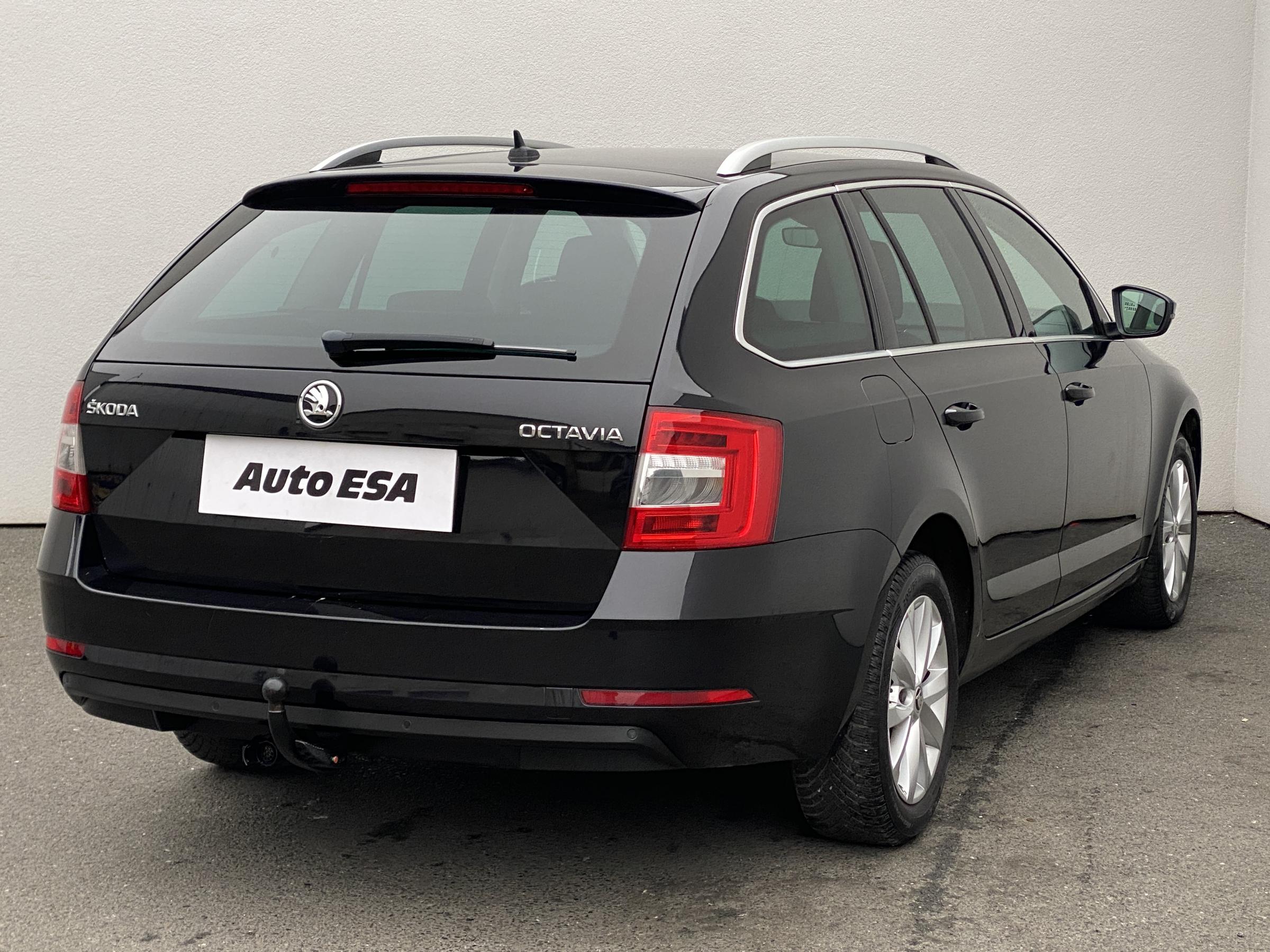 Škoda Octavia III, 2018 - pohled č. 4