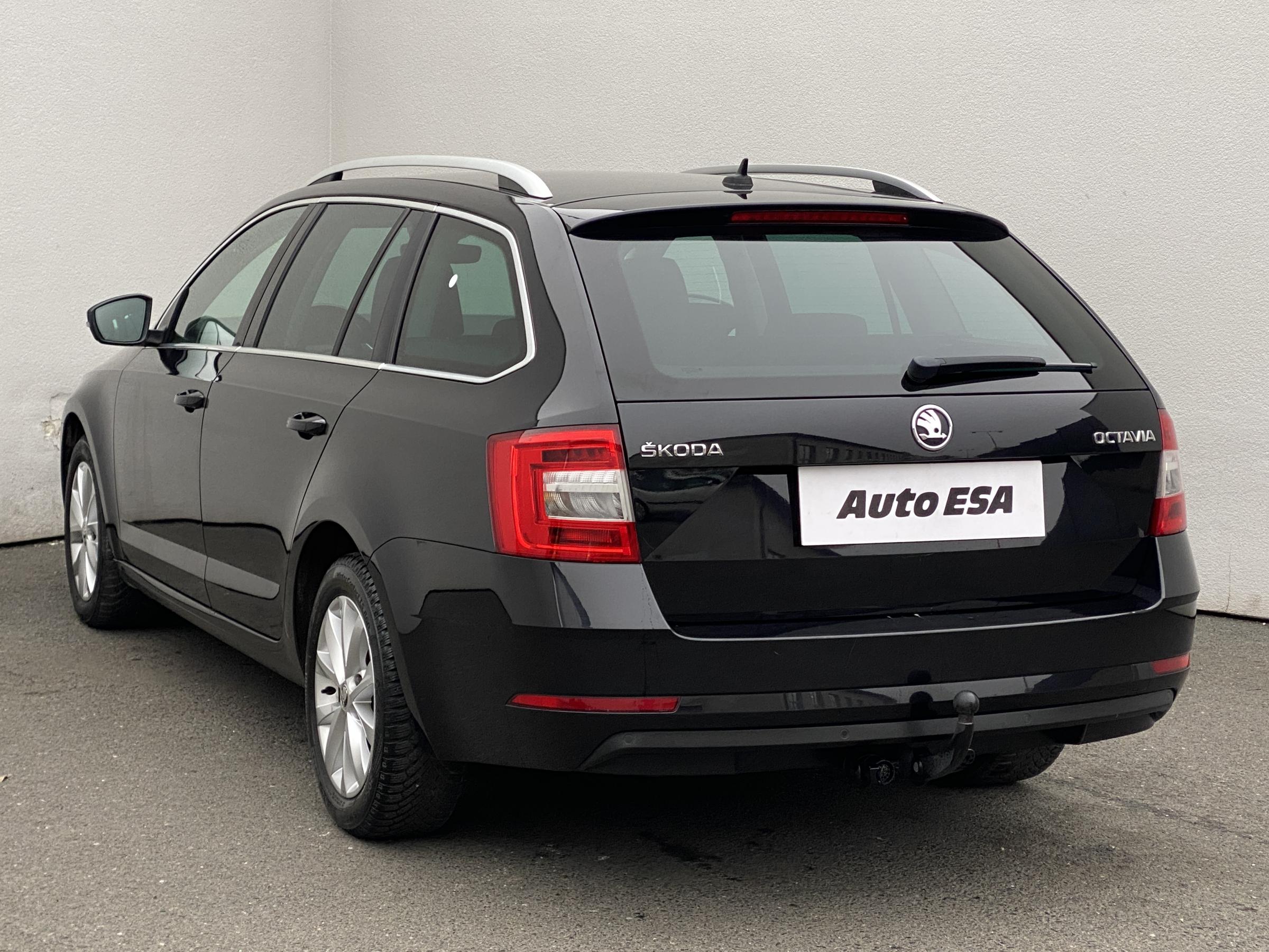 Škoda Octavia III, 2018 - pohled č. 6