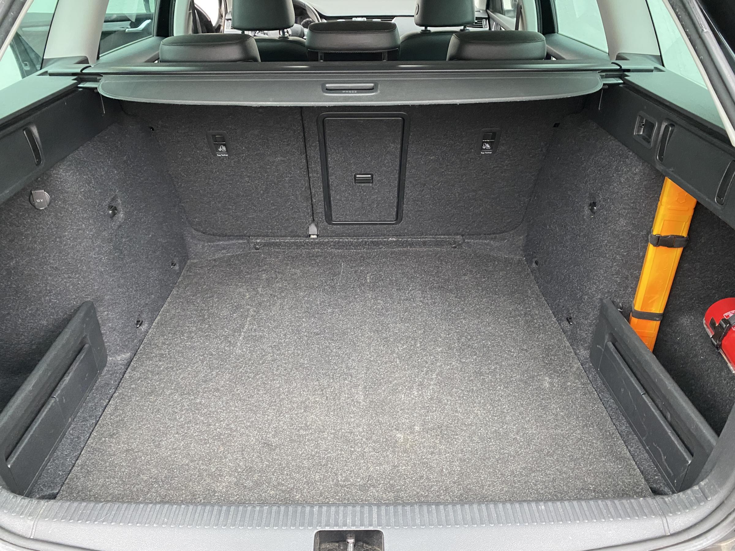 Škoda Octavia III, 2018 - pohled č. 8