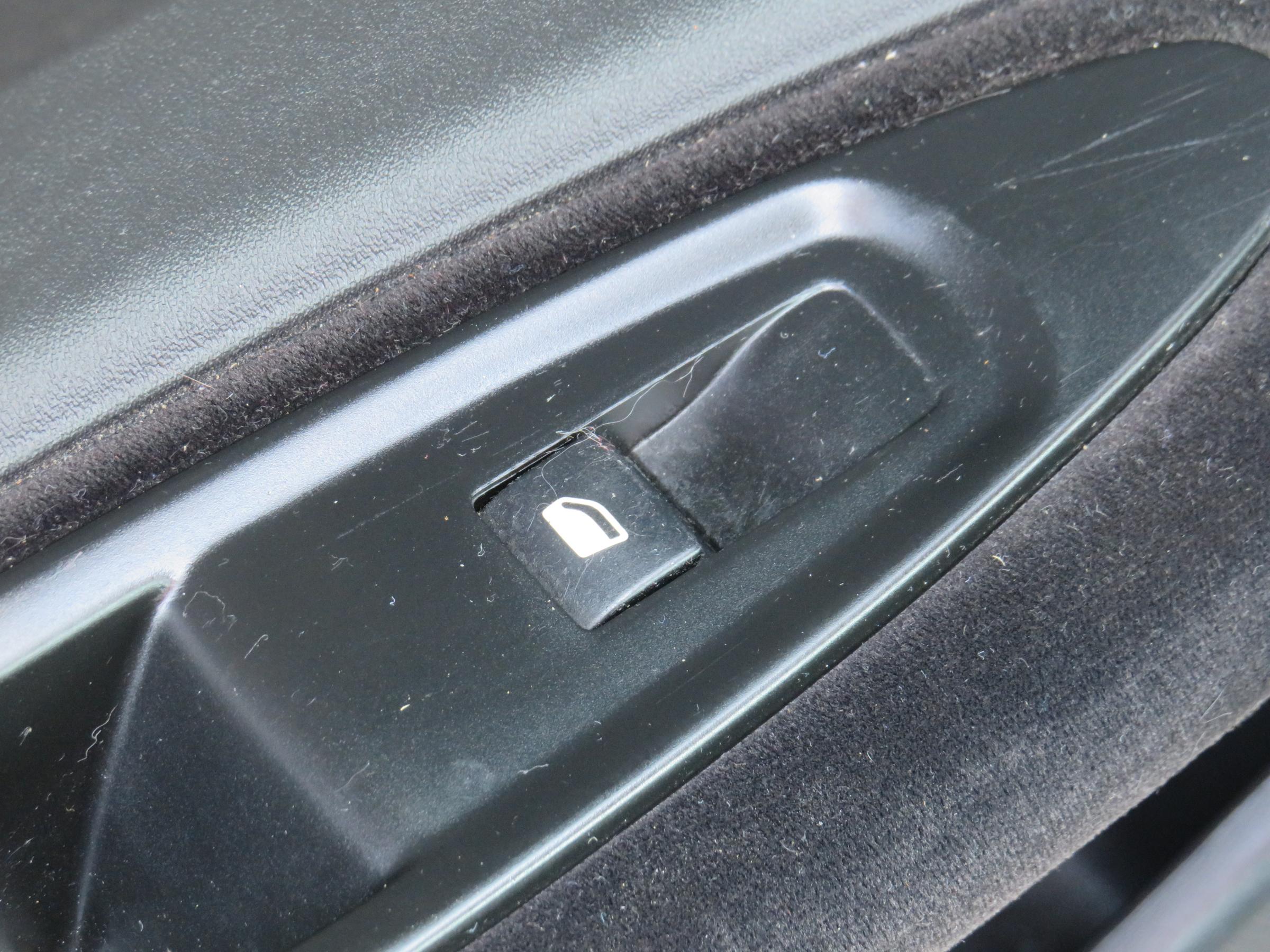 Citroën C4, 2008 - pohled č. 12