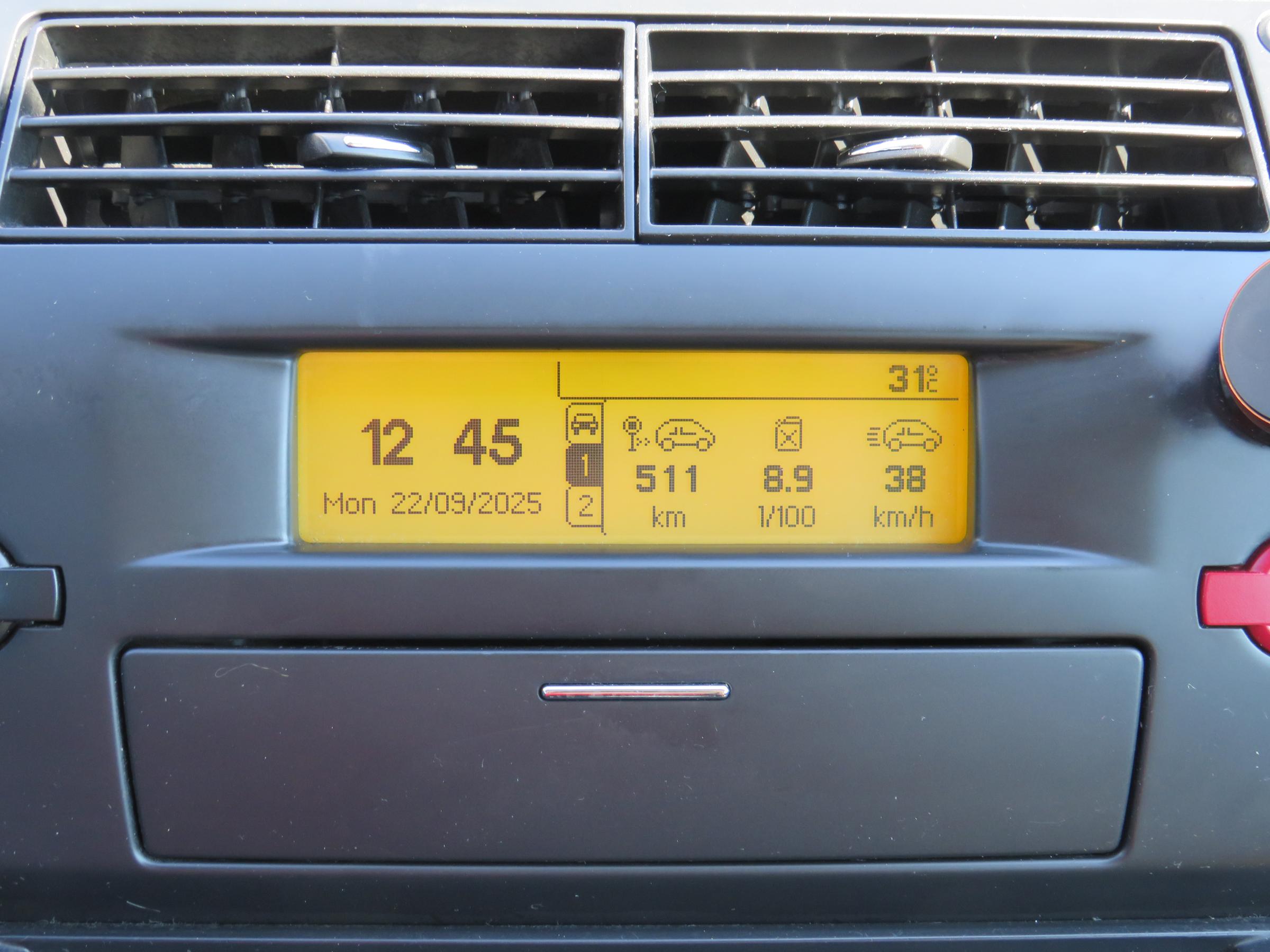 Citroën C4, 2008 - pohled č. 14