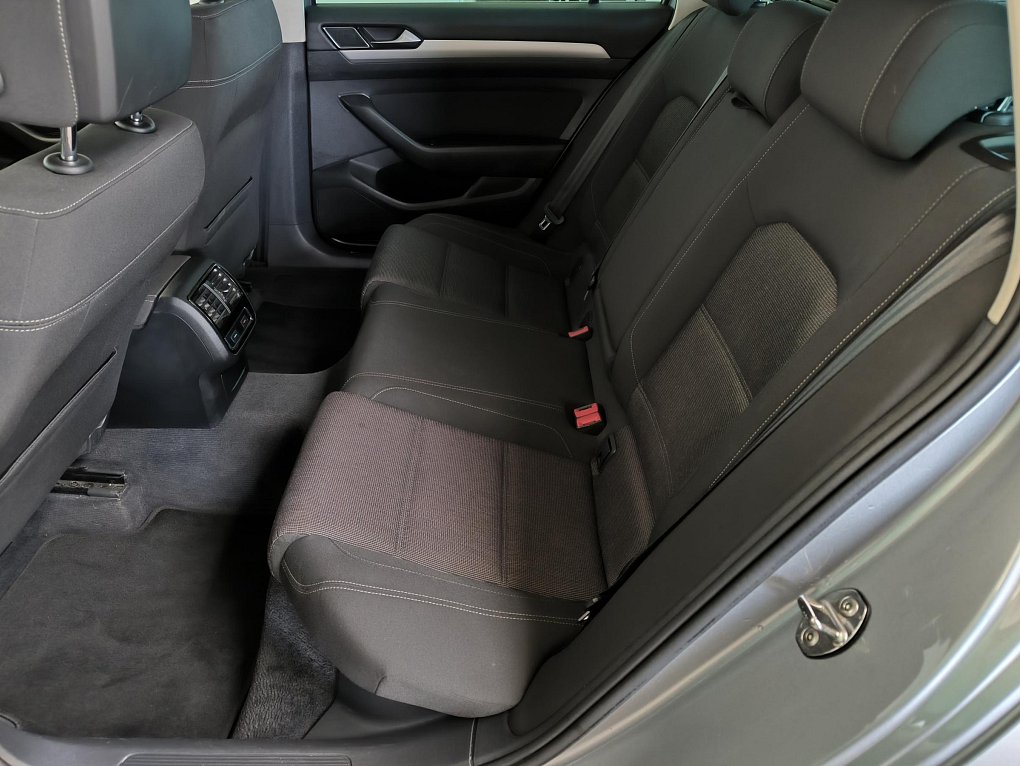 Volkswagen Passat 1.5 TSi Comfortline