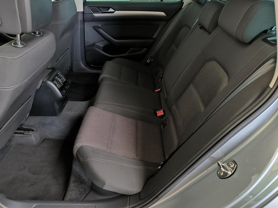 Volkswagen Passat 1.5 TSi Comfortline