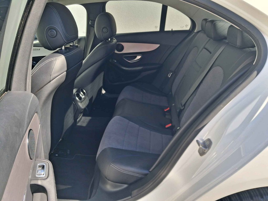 Mercedes-Benz Třída C 2.2 CDi  220d 4Mat