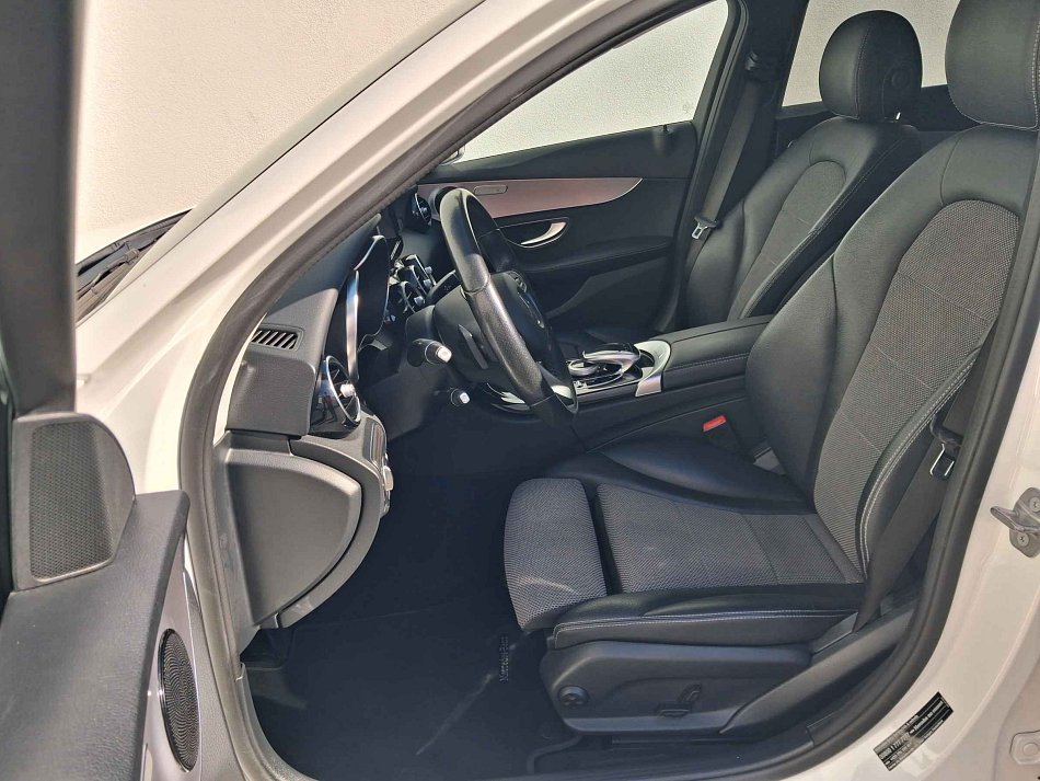 Mercedes-Benz Třída C 2.2 CDi  220d 4Mat
