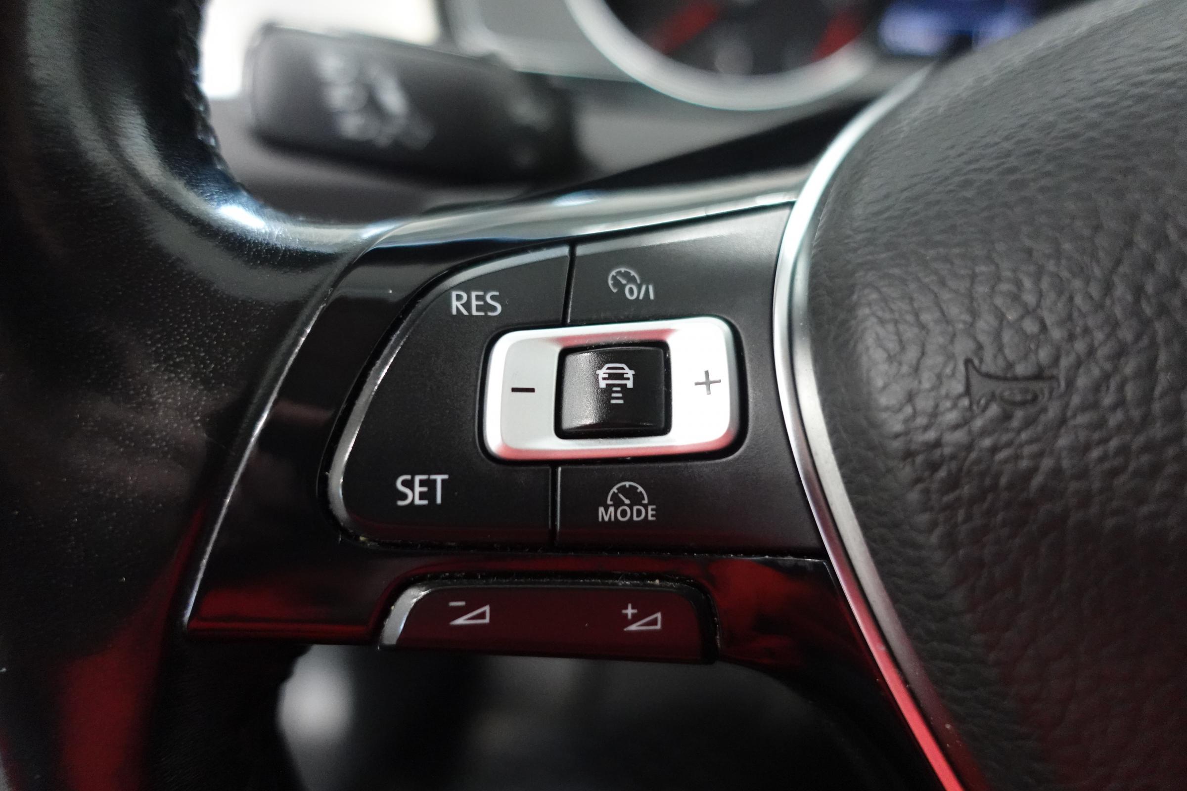 Volkswagen Passat, 2018 - pohled č. 17