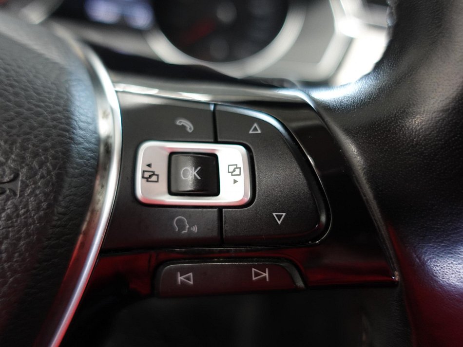 Volkswagen Passat 2.0TDi 