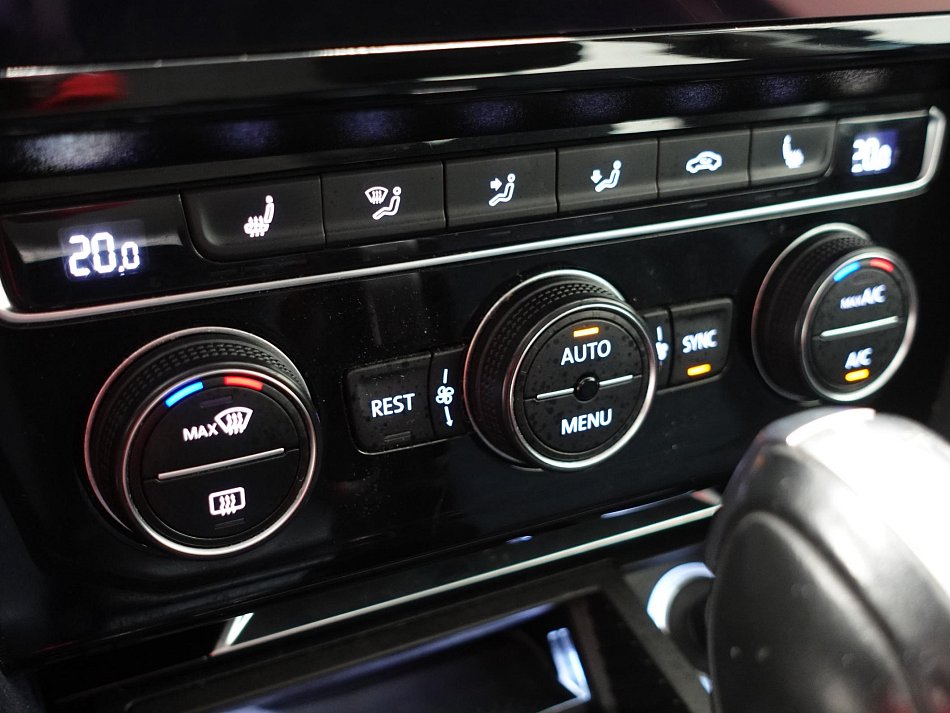 Volkswagen Passat 2.0TDi 