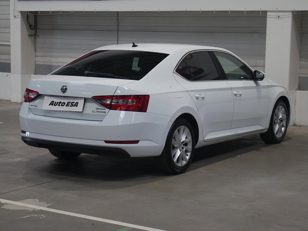 Škoda Superb III 1.4 TSI Ambition
