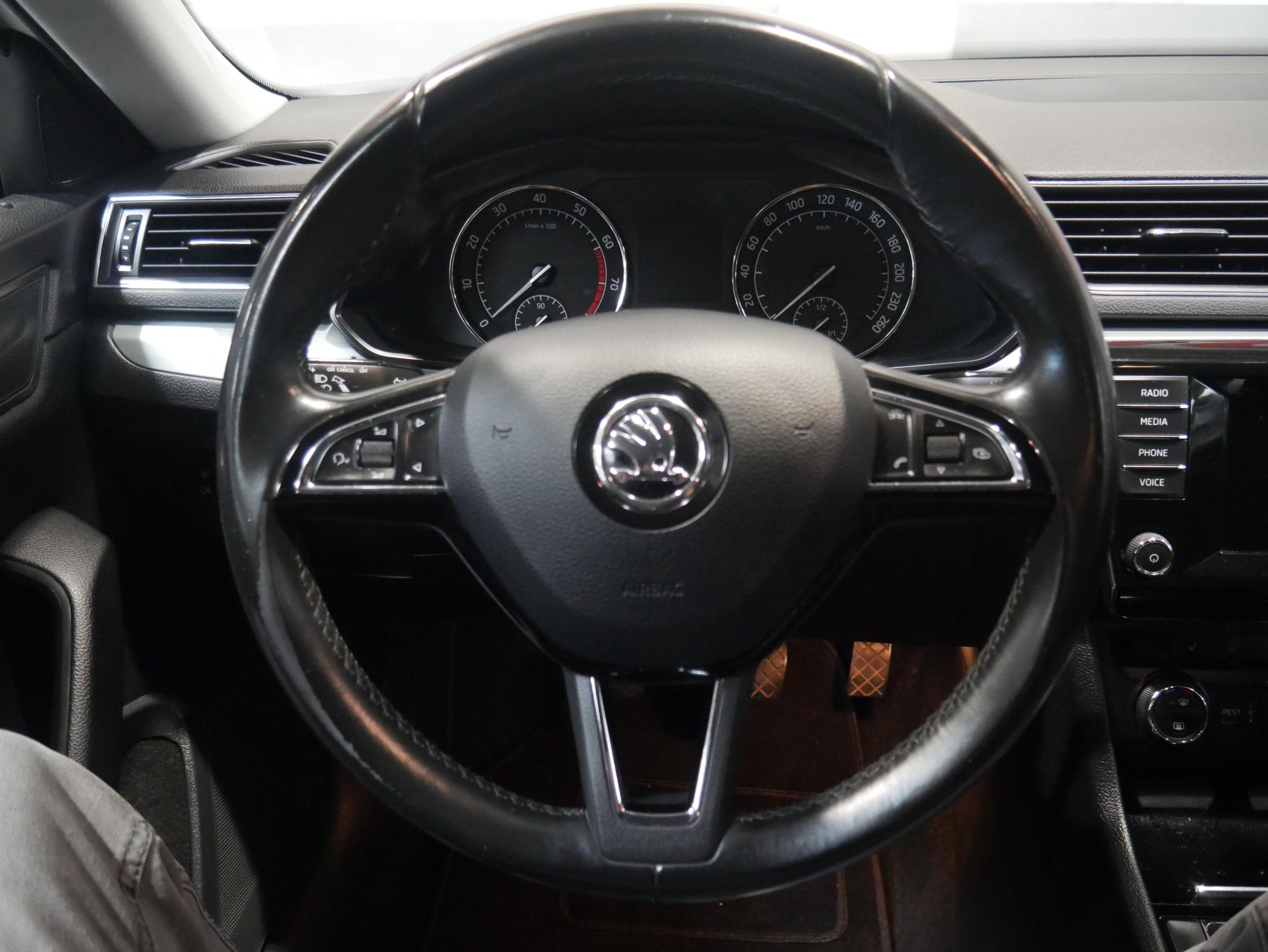 Škoda Superb III, 2015 - pohled č. 13