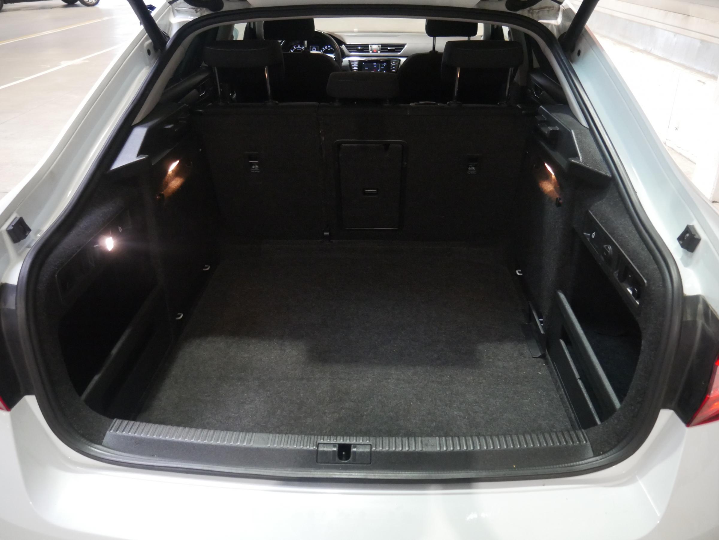 Škoda Superb III, 2015 - pohled č. 7