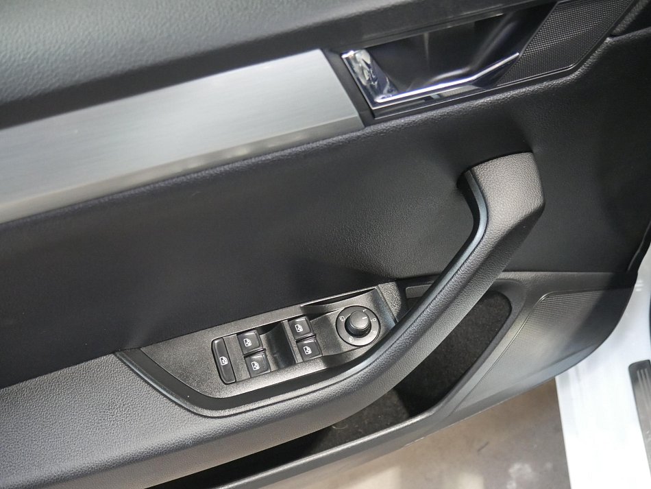 Škoda Superb III 1.4 TSI 