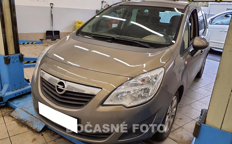 Opel Meriva 1.4i 