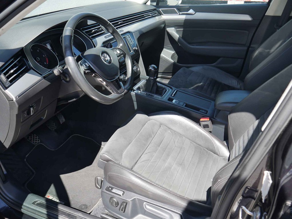 Volkswagen Passat 2.0TDi Highline