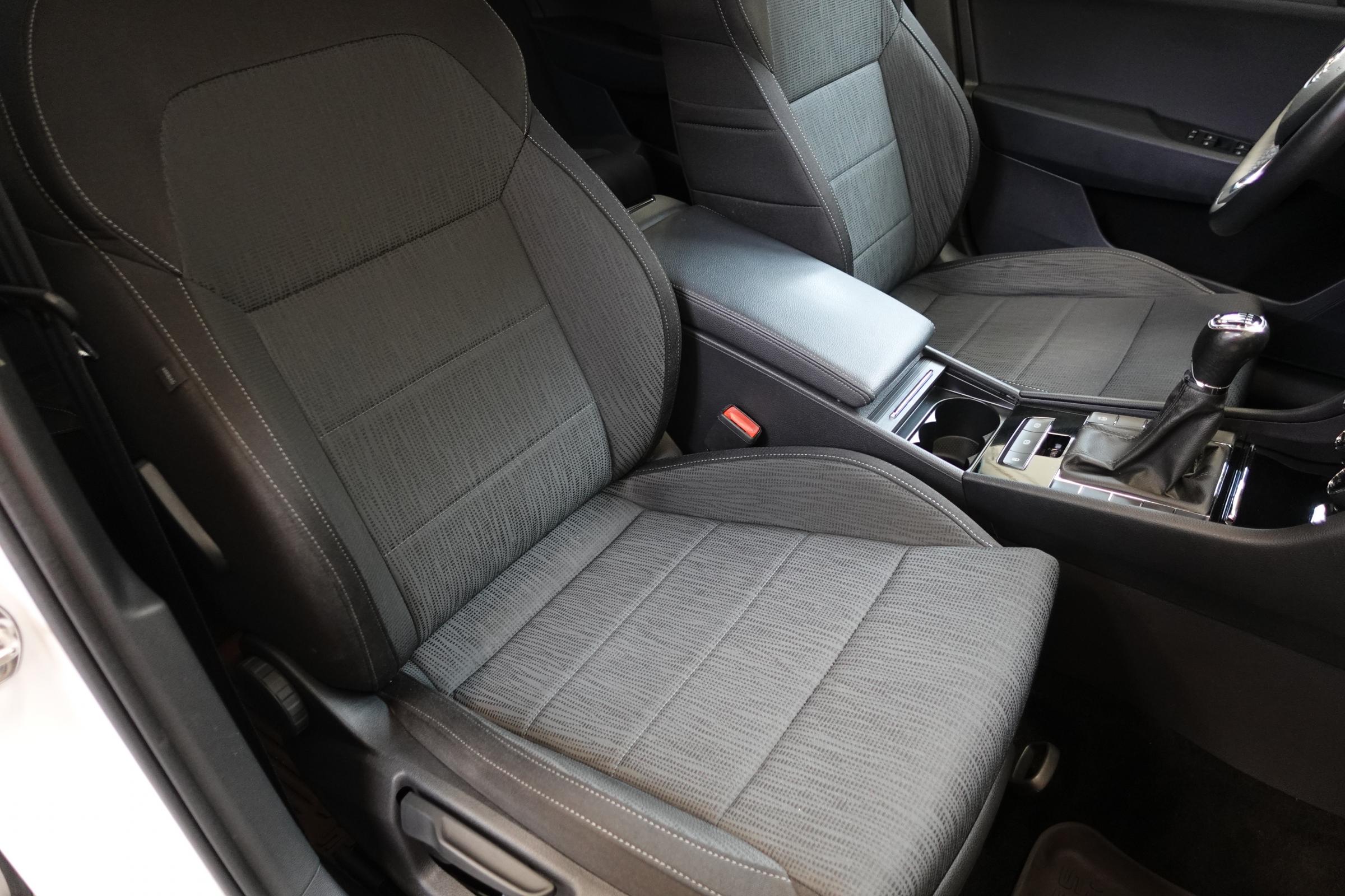 Škoda Superb III, 2018 - pohled č. 12